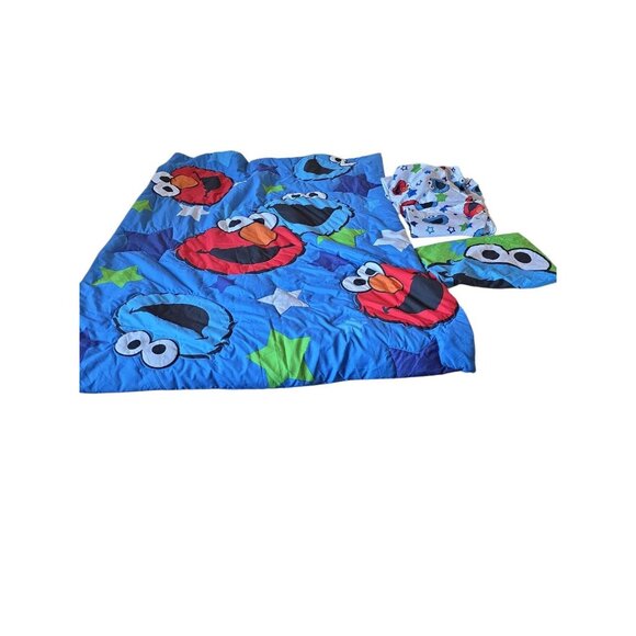 Sesame Street Elmo Cookie Monster 4 Pc Toddler Bed Set Blue Red Green New... - Picture 2 of 9
